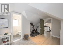 36 DUCHESS AVENUE - 22