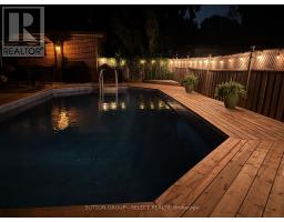 36 DUCHESS AVENUE - 40