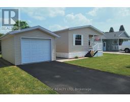 461 RICHARD CRESCENT - 1