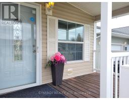 461 RICHARD CRESCENT - 2