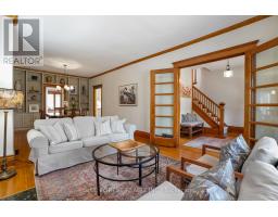 44 WINDSOR AVENUE - 13