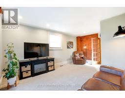44 WINDSOR AVENUE - 21