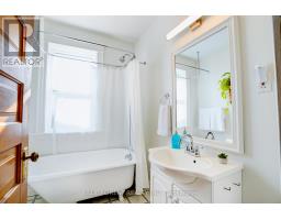 44 WINDSOR AVENUE - 30