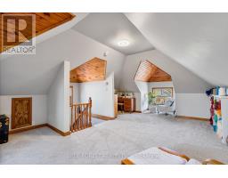 44 WINDSOR AVENUE - 31