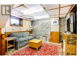 44 WINDSOR AVENUE - 34