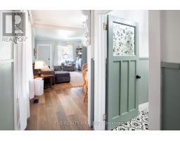 17 WESTON STREET - 12