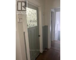 17 WESTON STREET - 14