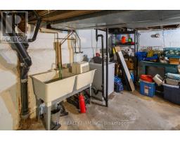 17 WESTON STREET - 25