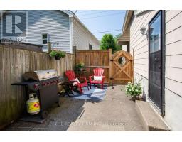 17 WESTON STREET - 29