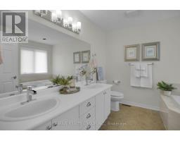 4 - 1478 ADELAIDE STREET N - 26