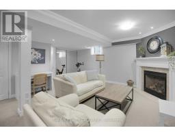 4 - 1478 ADELAIDE STREET N - 32