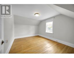 2617 QUEENS STREET - 32