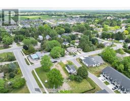 2617 QUEENS STREET - 43