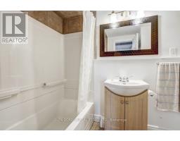 597 VICTORIA STREET - 13
