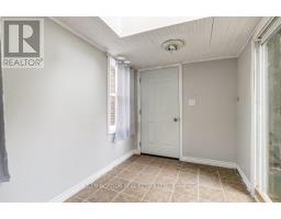 597 VICTORIA STREET - 21