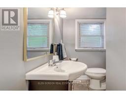 597 VICTORIA STREET - 9