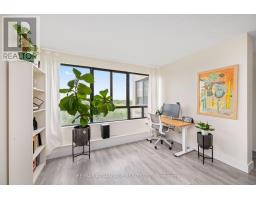 805 - 1600 ADELAIDE STREET N - 10