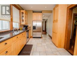15 MARGARET STREET - 11