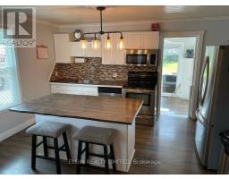 115 BALACLAVA STREET - 4