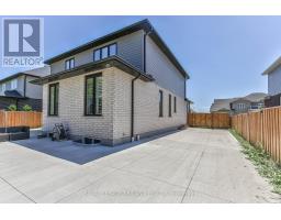 22 DARLISON DRIVE - 38