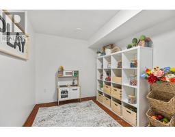 122 NICOLINE AVENUE - 21