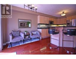 682 HEDGEROW PLACE - 10