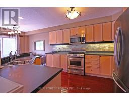 682 HEDGEROW PLACE - 11