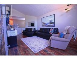682 HEDGEROW PLACE - 20