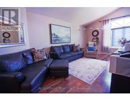 682 HEDGEROW PLACE - 21