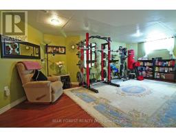 682 HEDGEROW PLACE - 29