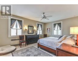 189 COLLEGE AVENUE - 15