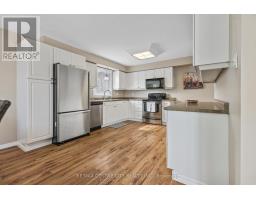 32 LAKEVIEW CIRCLE - 10