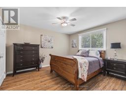32 LAKEVIEW CIRCLE - 14