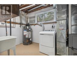 32 LAKEVIEW CIRCLE - 25