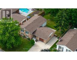 32 LAKEVIEW CIRCLE - 28