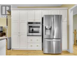 36 TALLWOOD CIRCLE - 41