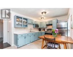 90 QUEENS STREET - 14