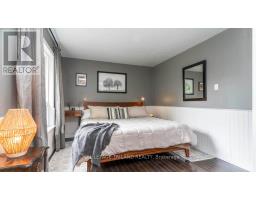 90 QUEENS STREET - 17
