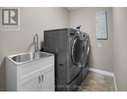 364 DARCY DRIVE E - 28