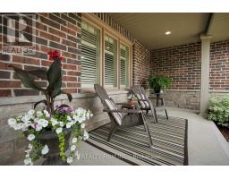 364 DARCY DRIVE E - 3