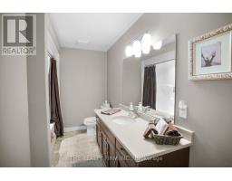 364 DARCY DRIVE E - 35