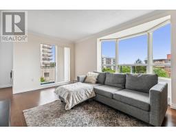 501 - 333 COMMISSIONERS ROAD W - 2