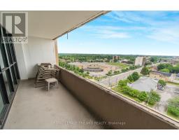1401 - 389 DUNDAS STREET - 11