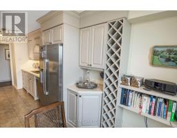 1401 - 389 DUNDAS STREET - 15