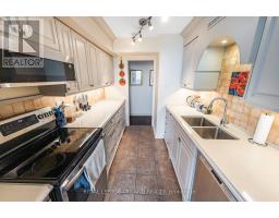 1401 - 389 DUNDAS STREET - 16