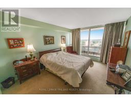 1401 - 389 DUNDAS STREET - 21