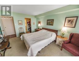 1401 - 389 DUNDAS STREET - 23