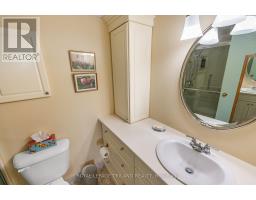 1401 - 389 DUNDAS STREET - 27