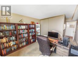 1401 - 389 DUNDAS STREET - 33