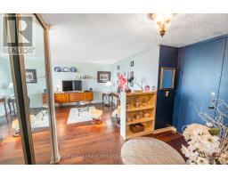 1401 - 389 DUNDAS STREET - 5